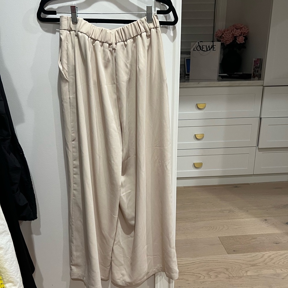 Chic Beige high waisted Wide-Leg Pants